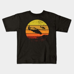 Mi-24 Hind helicopter sunset Kids T-Shirt